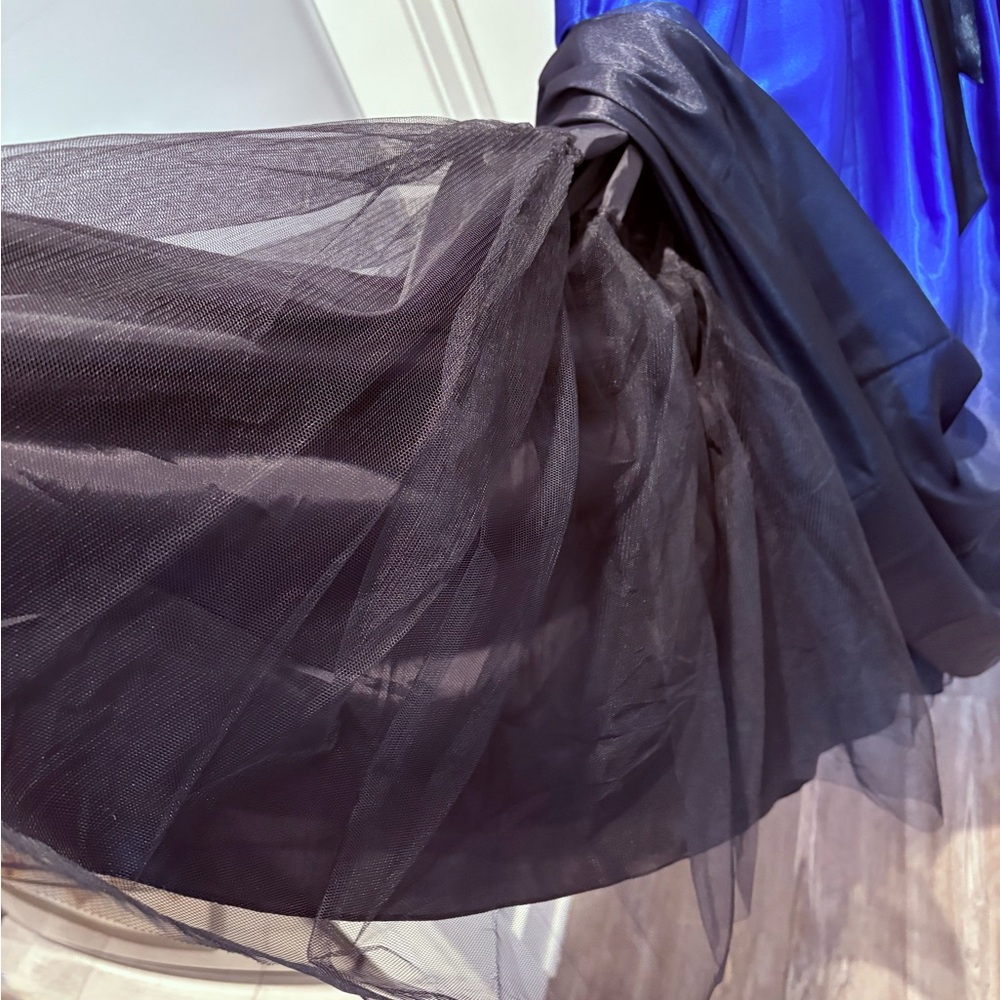 Ignite Elegant Black and Blue Ombré Gown size 14 w/pockets - Picture 10 of 12